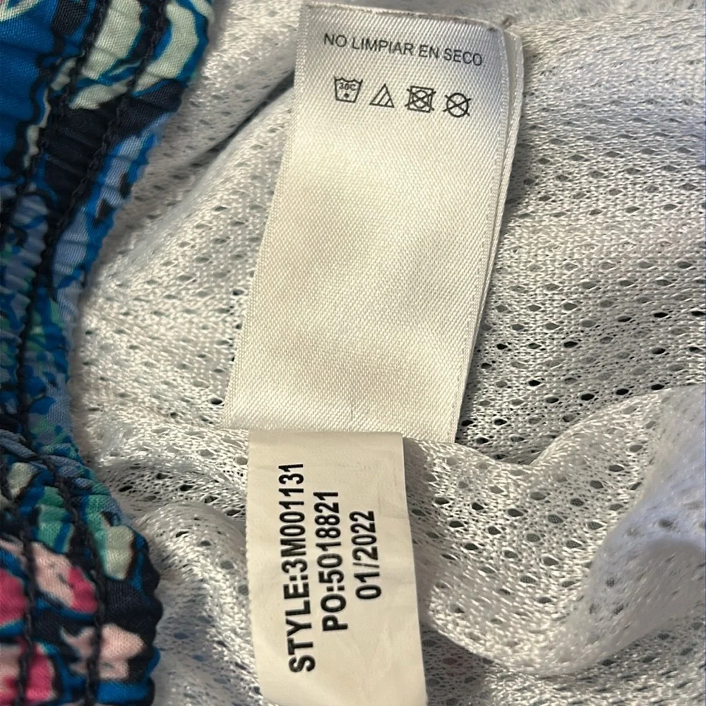 Vineyard Vines Boy’s Swim Trunks Sz Medium 12/14 Lined Sea Turtles Bathing Suit